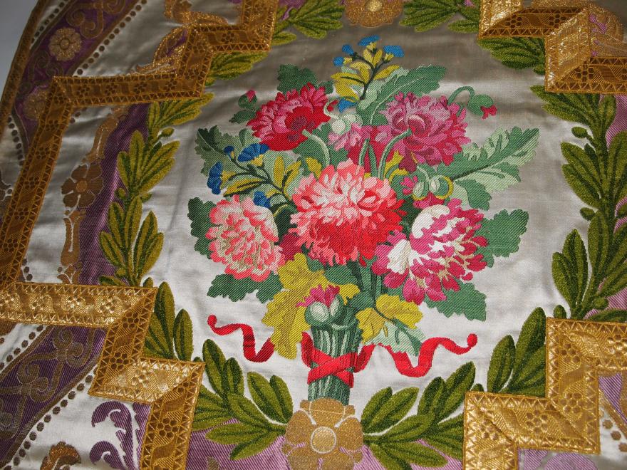 Media Name: o_bouquet_broderie.jpg