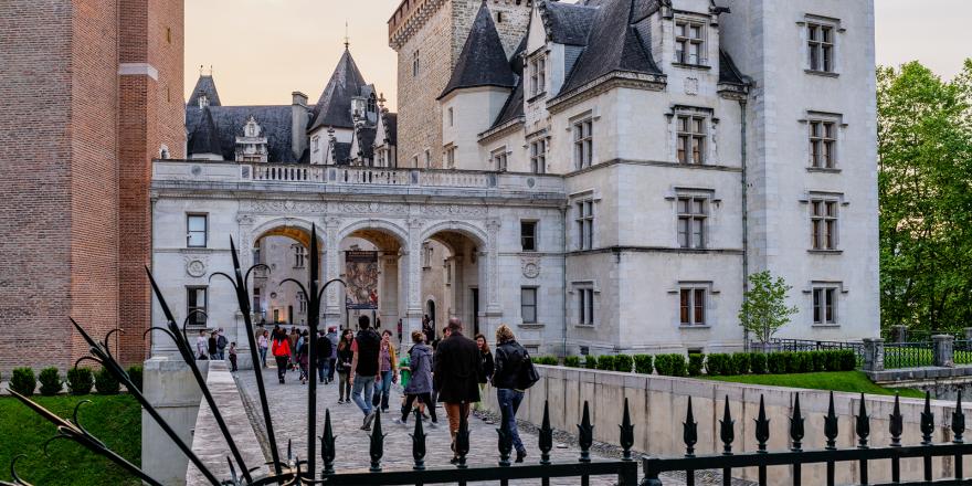 chateau_pau_groupe_visite_guide_patrimoine_HenriIV