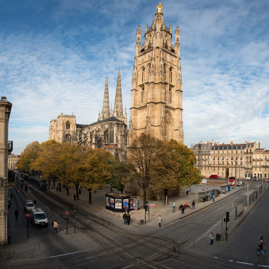 Media Name: o_10_cathedrale_st_andre_bordeaux.jpg